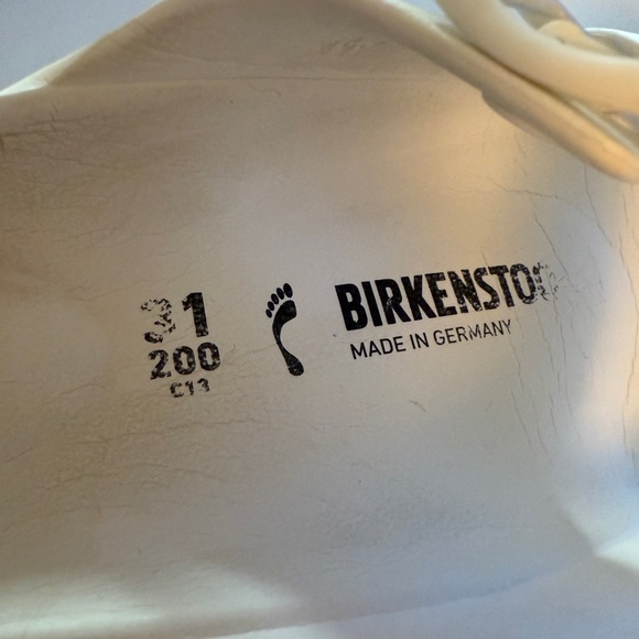 Birkenstock Arizona EVA 31, Kids 13/13.5 White EUC - Picture 2 of 10